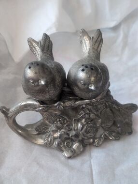 Silver Bird Pair Salt and Pepper Shakers